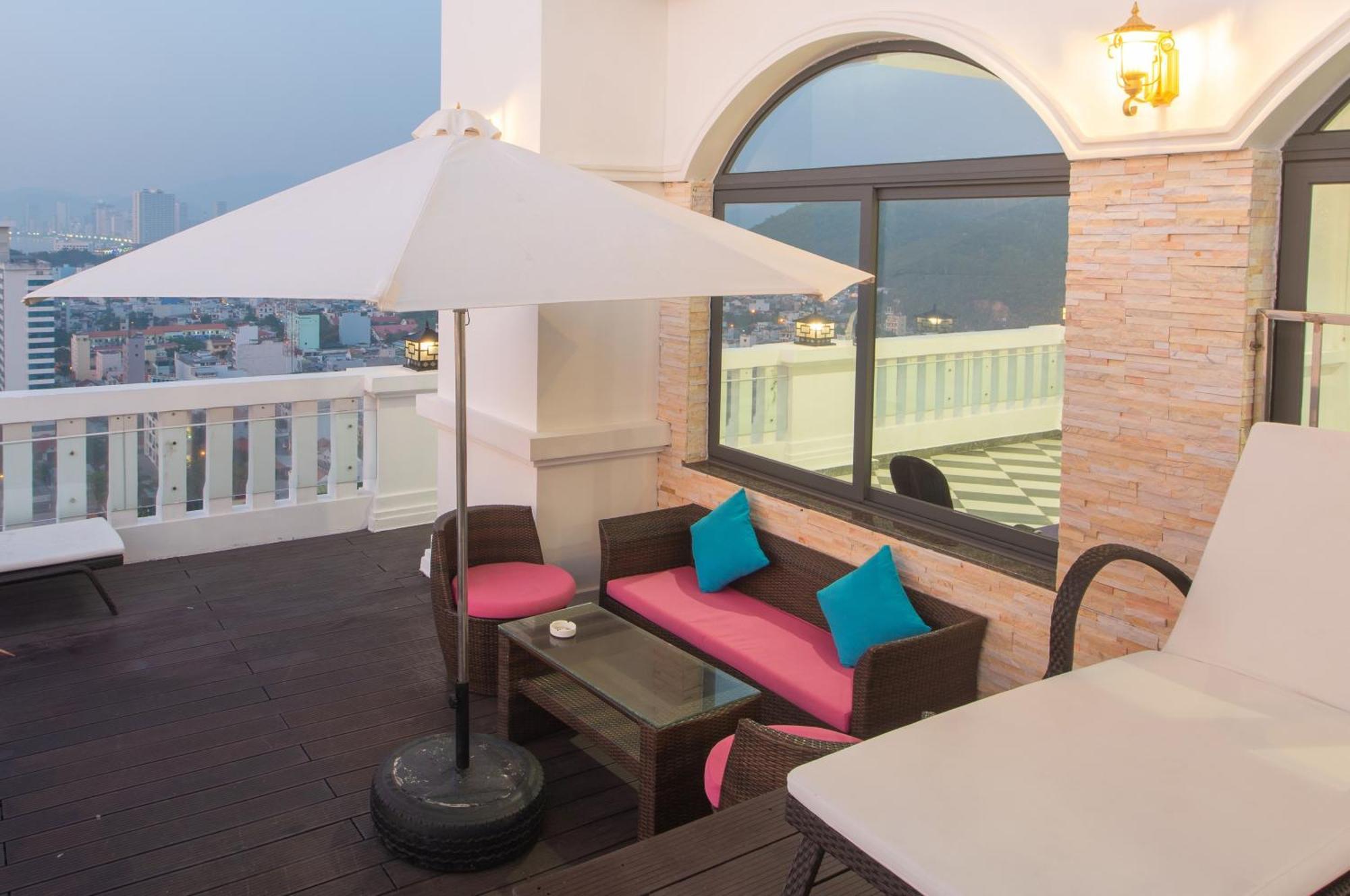 Daphovina Hotel Nha Trang Exteriér fotografie