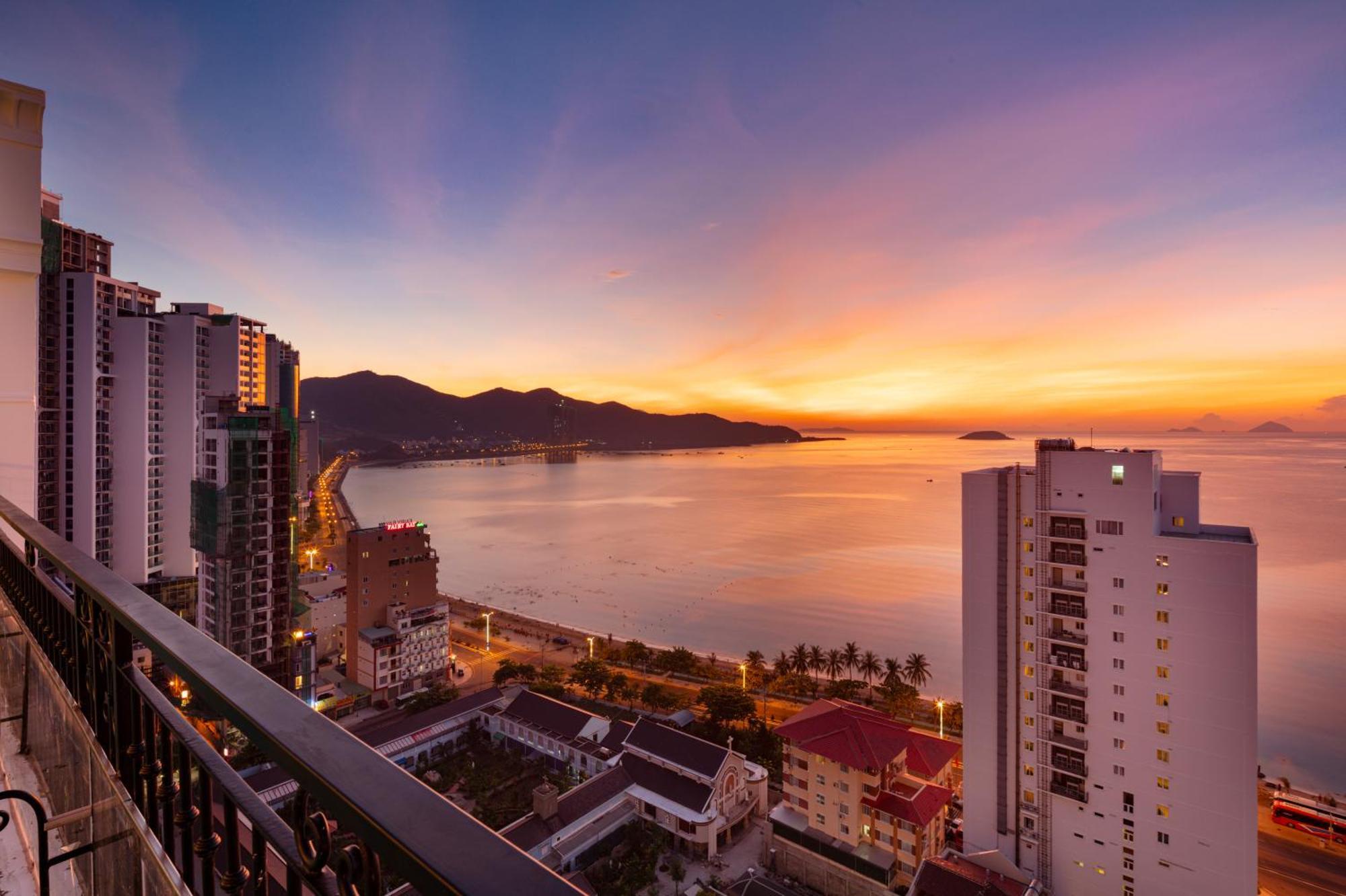 Daphovina Hotel Nha Trang Exteriér fotografie